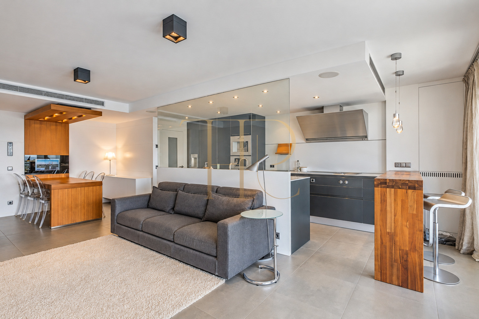 Seafront apartment for sale in Tossa de Mar