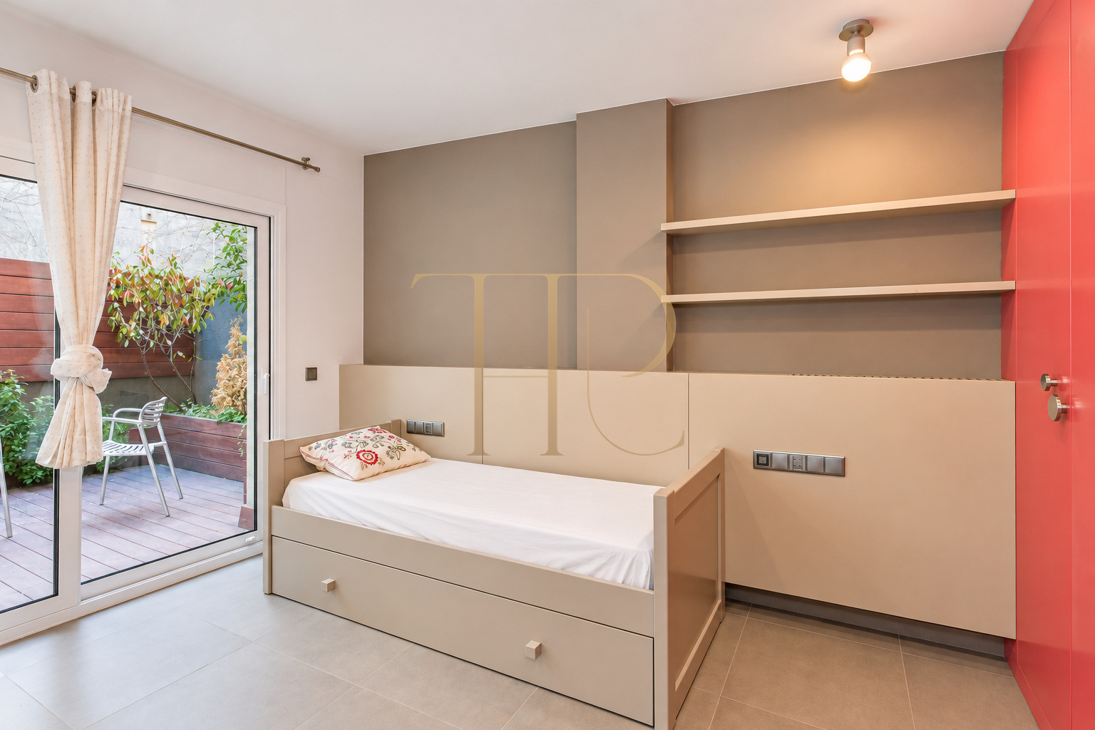 Seafront apartment for sale in Tossa de Mar