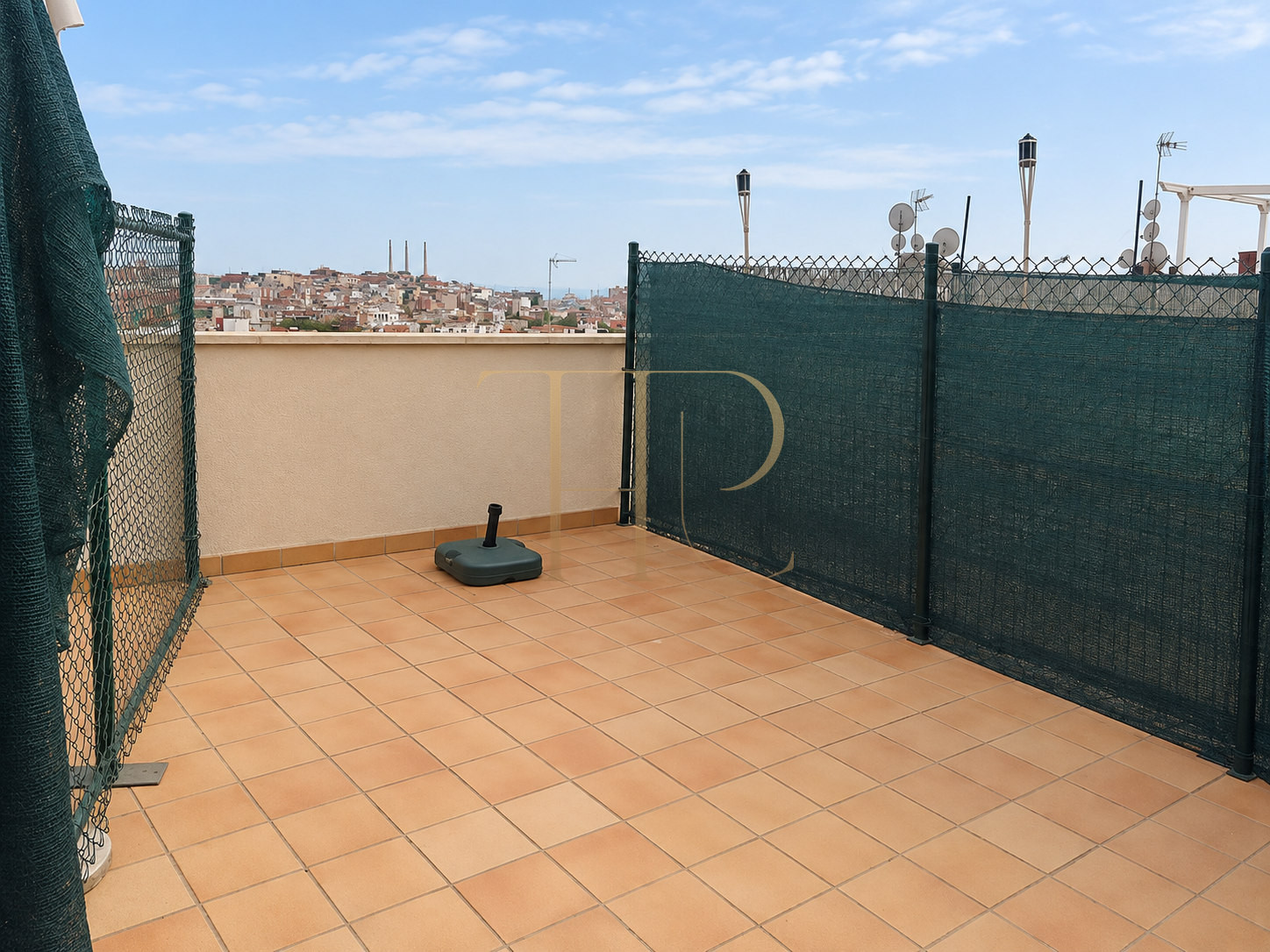 Residential building with eleven homes in Badalona