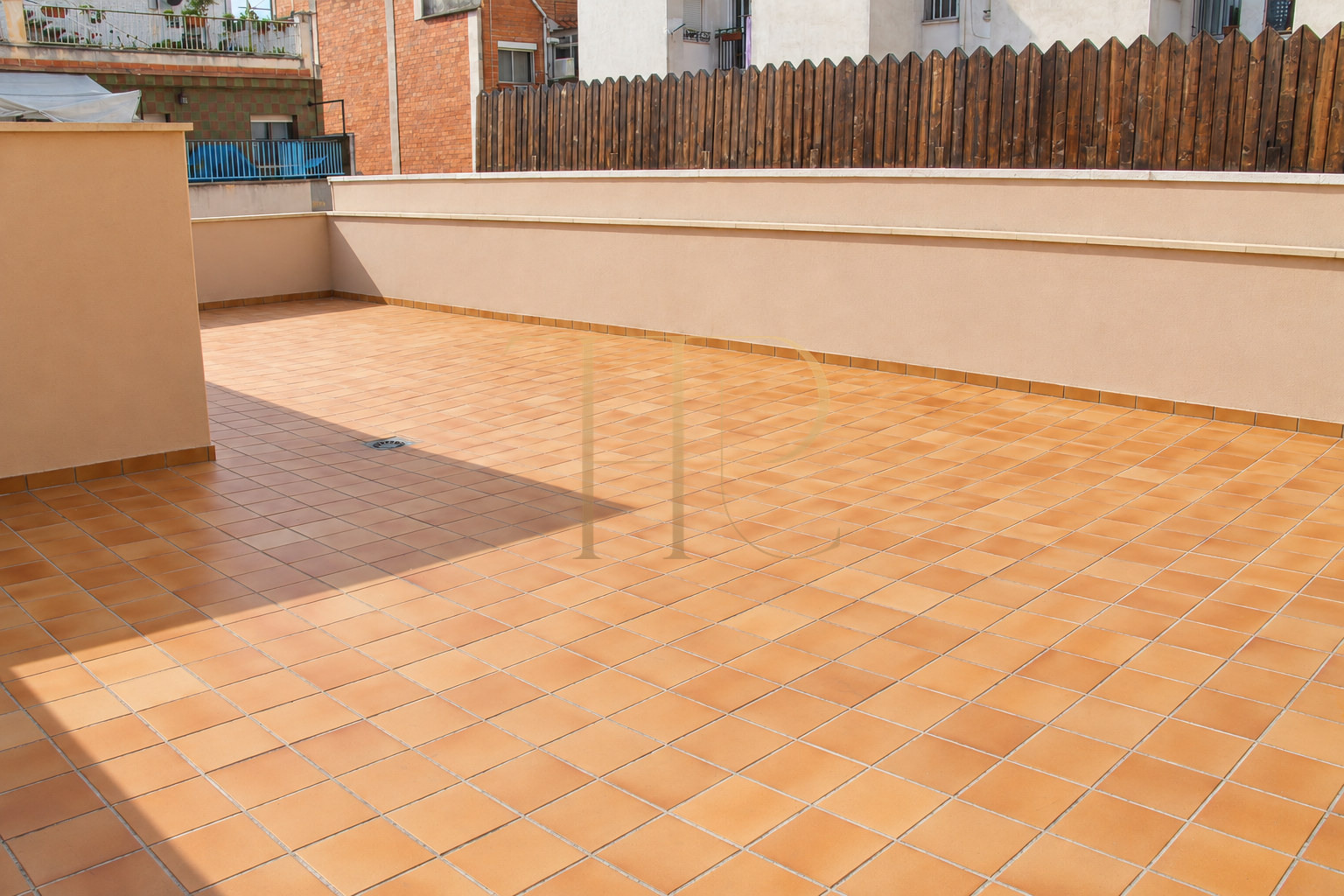 Residential building with eleven homes in Badalona
