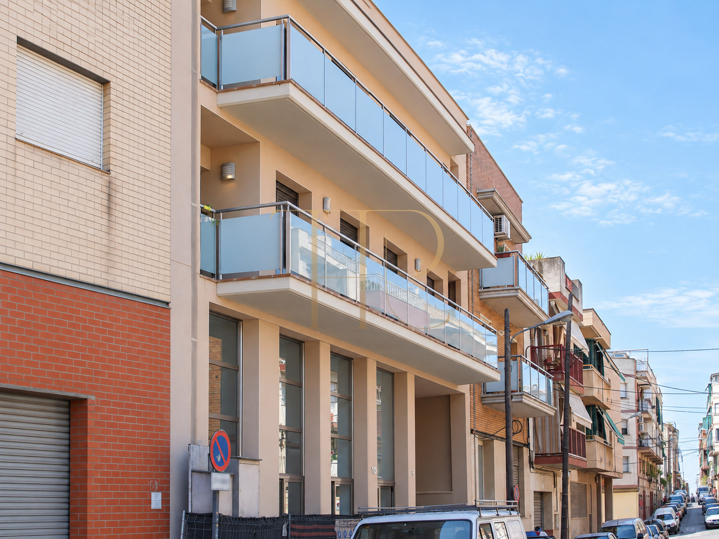 Residential building with eleven homes in Badalona