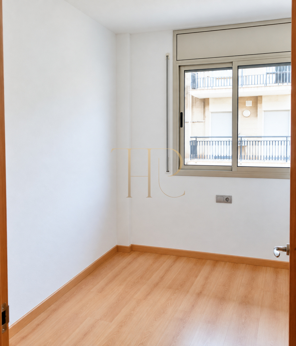 Residential building with eleven homes in Badalona