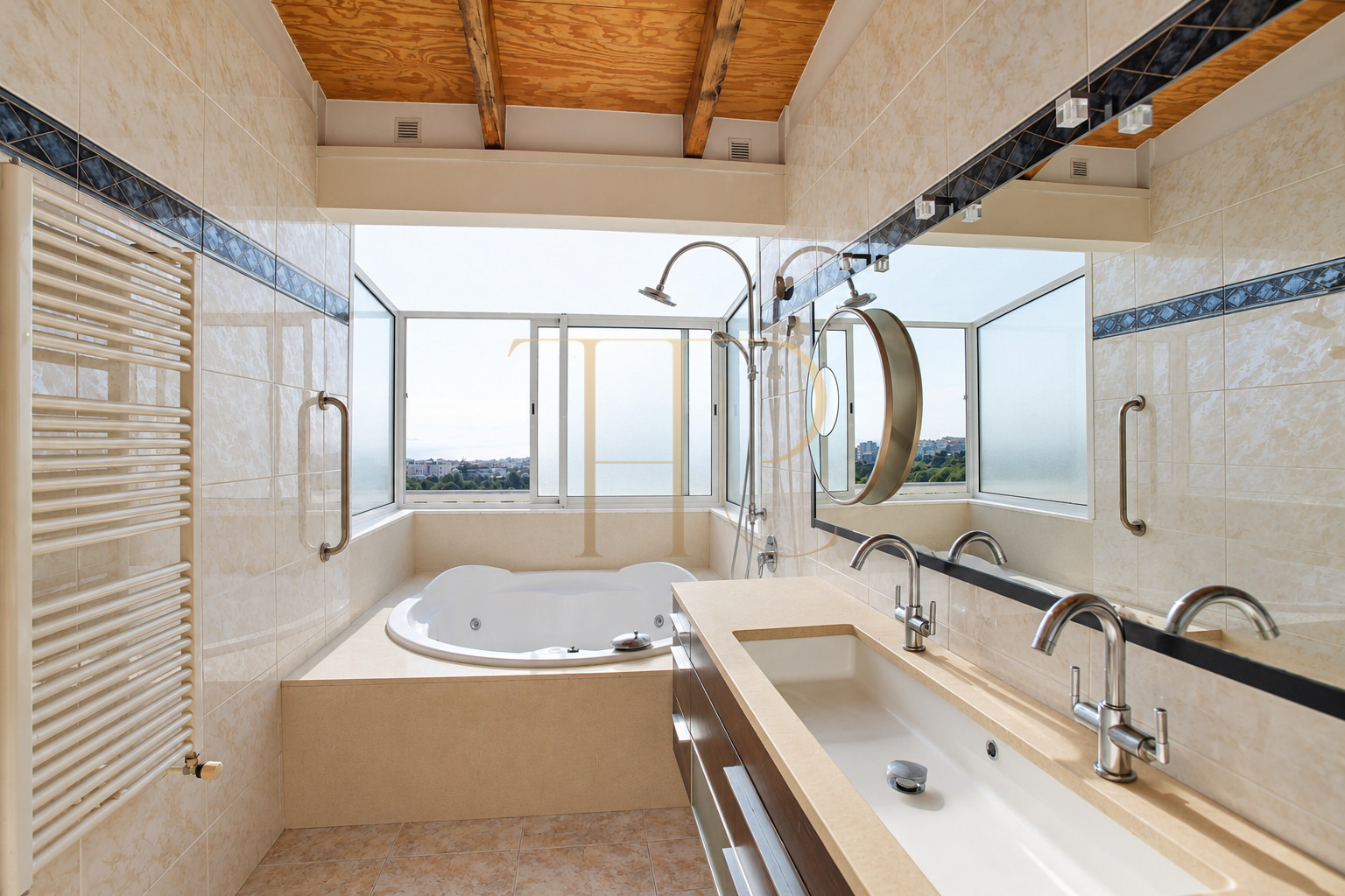 Sold house in Vallpineda, Sitges, with a pool and sea views