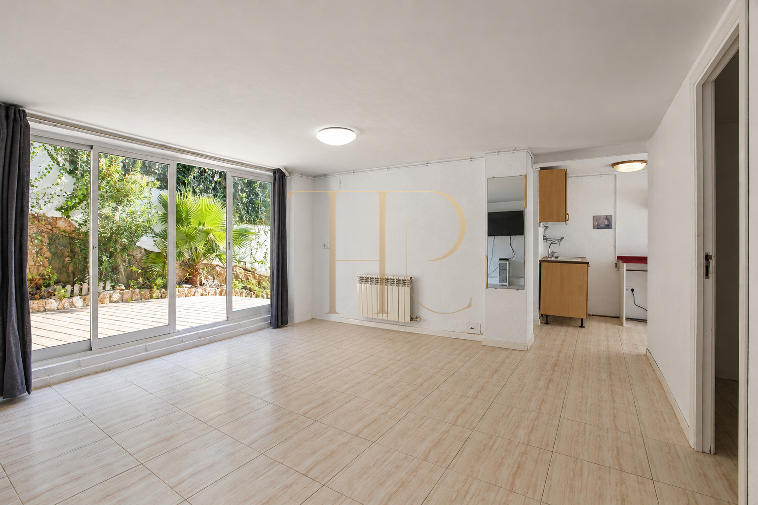 Sold house in Vallpineda, Sitges, with a pool and sea views