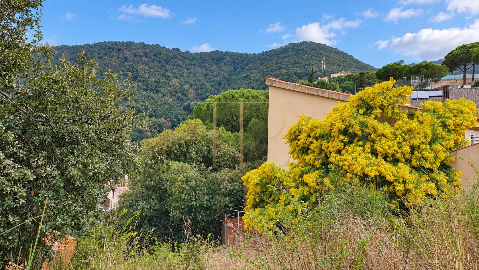 Mountain-view plot in Alella, Maresme — sold