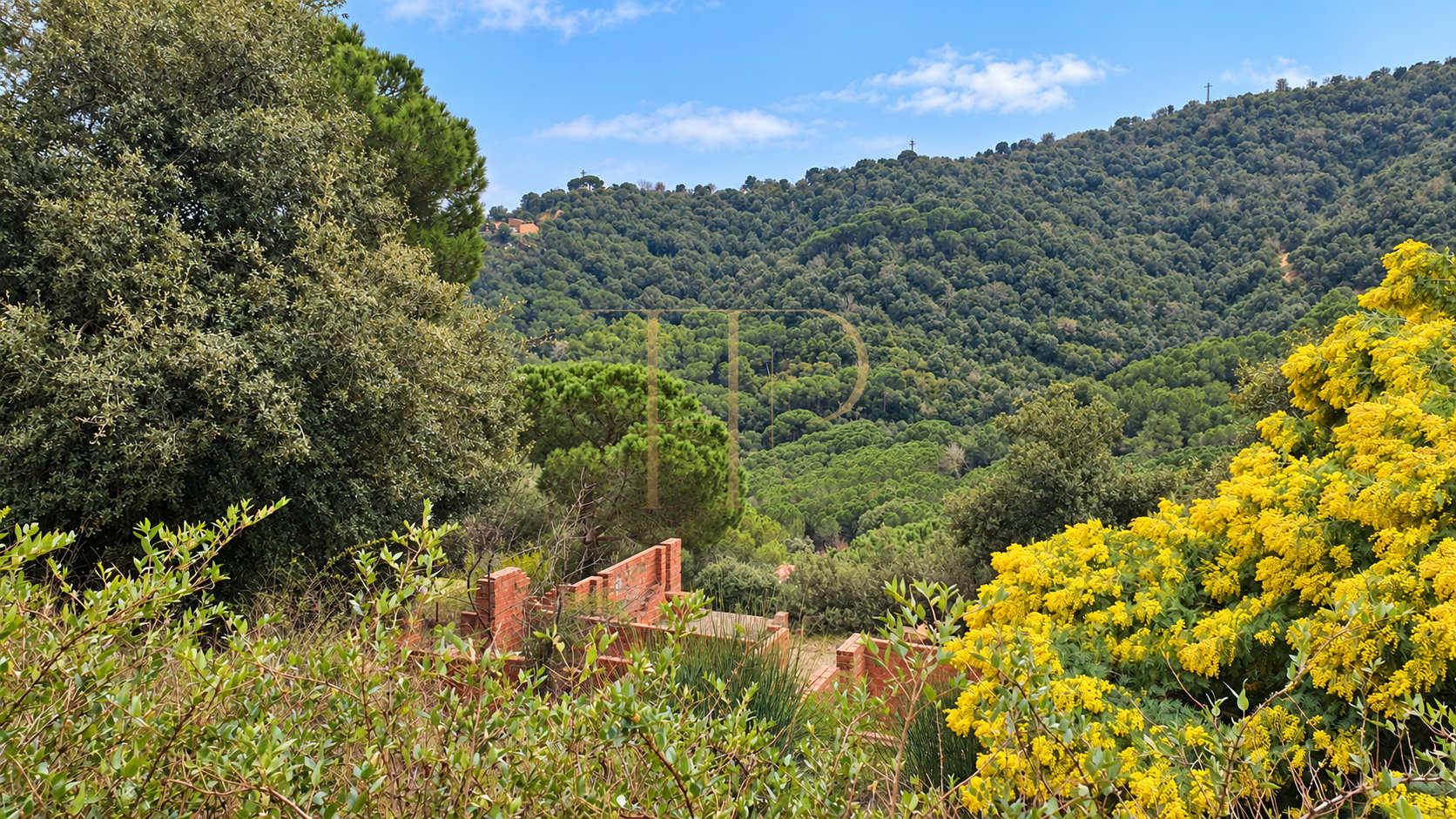 Mountain-view plot in Alella, Maresme — sold