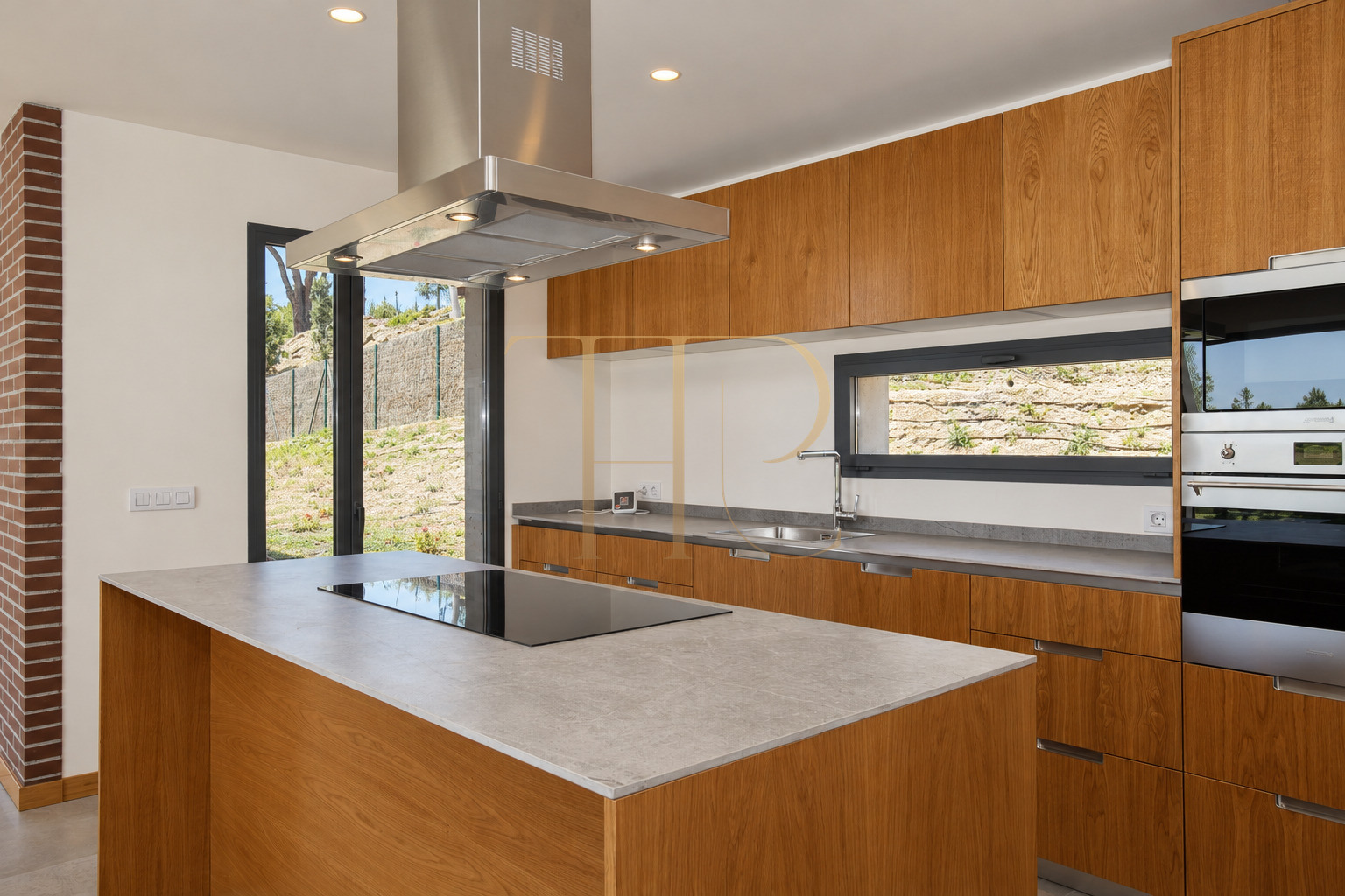 Author's architecture with a sea view. A great new modern house.