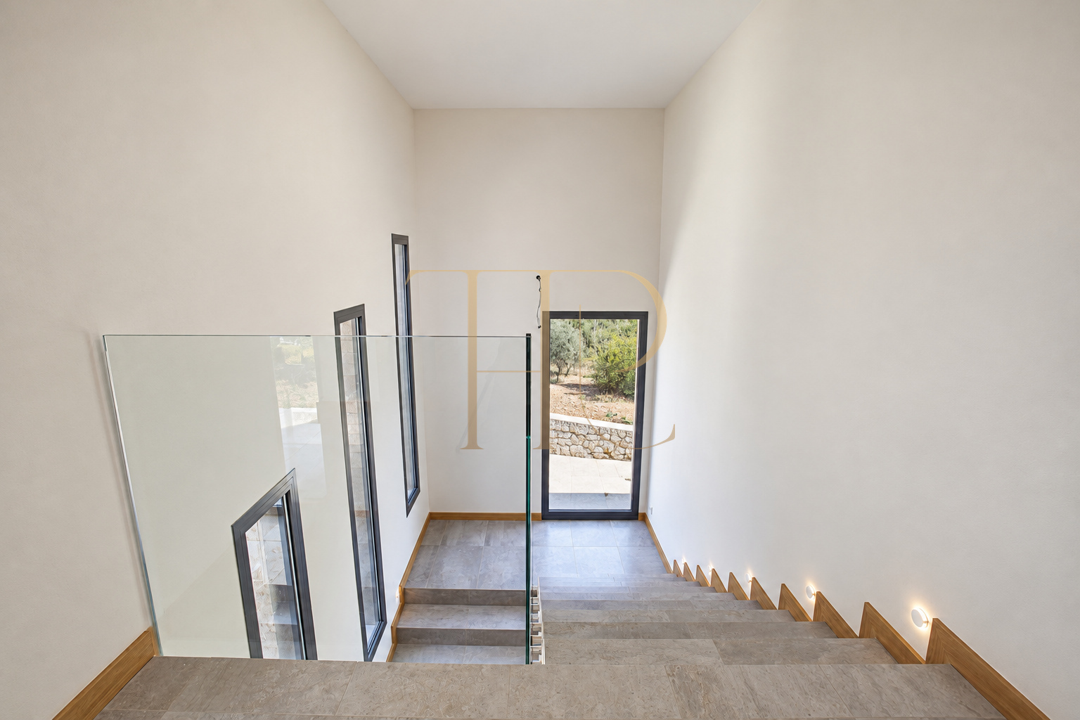 Author's architecture with a sea view. A great new modern house.