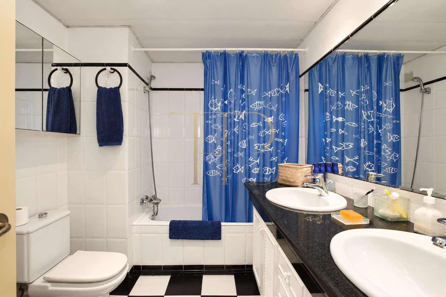 Sold townhouse with a private garden and direct beach access in Gavà Mar