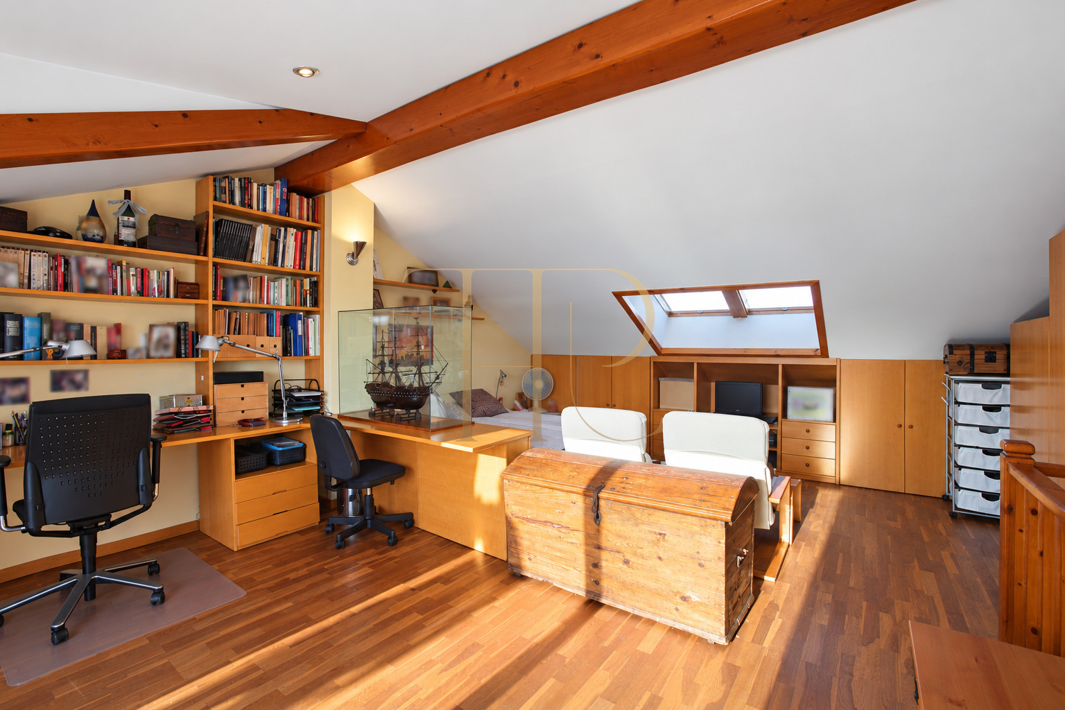 Sold townhouse with a private garden and direct beach access in Gavà Mar