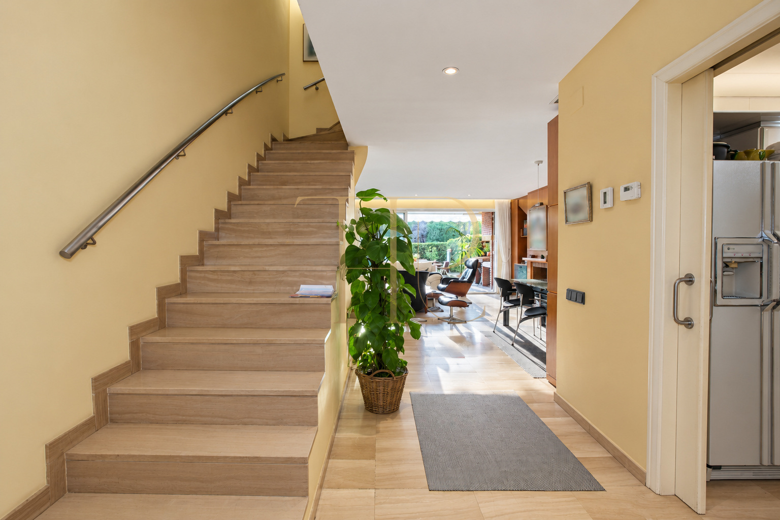 Sold townhouse with a private garden and direct beach access in Gavà Mar