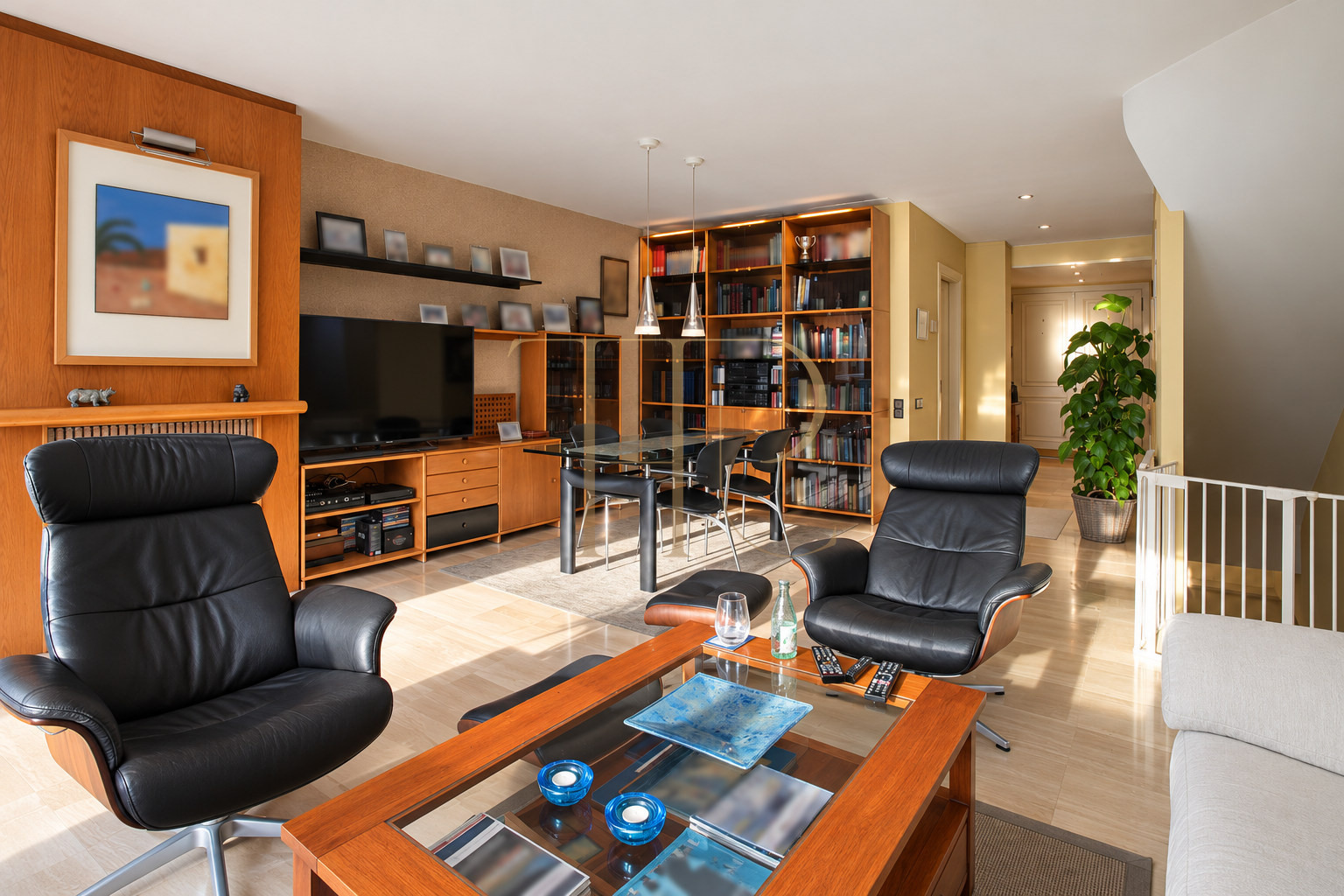 Sold townhouse with a private garden and direct beach access in Gavà Mar
