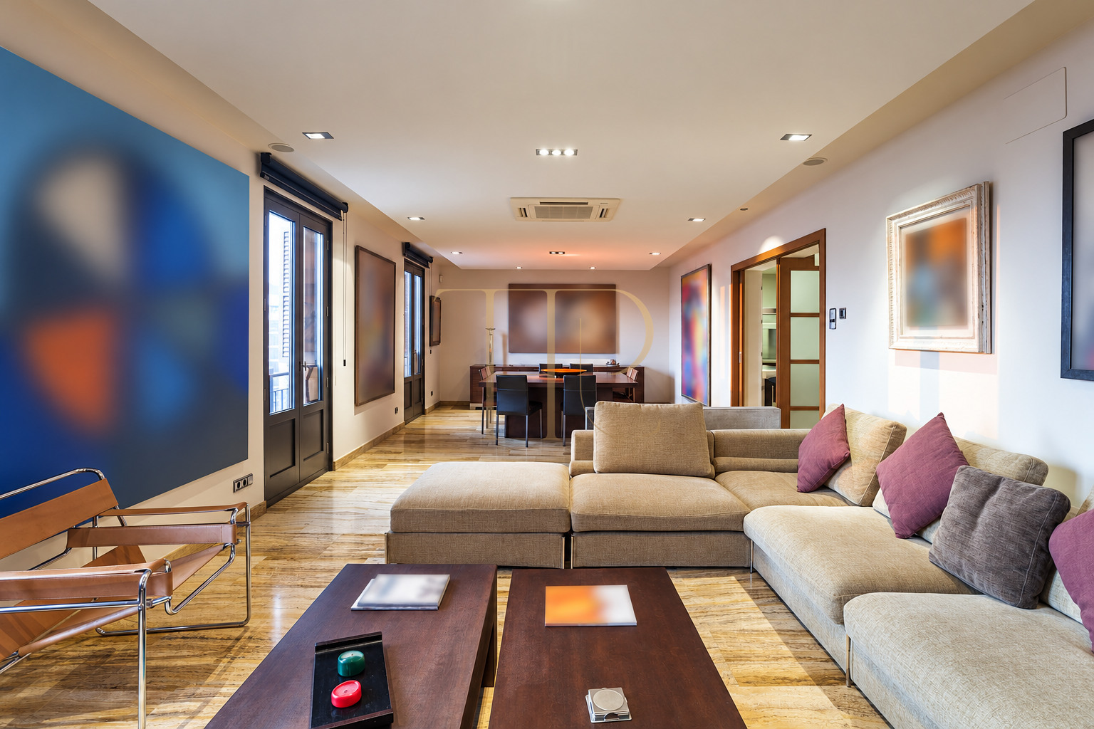 Sold apartment with study and terrace in Eixample