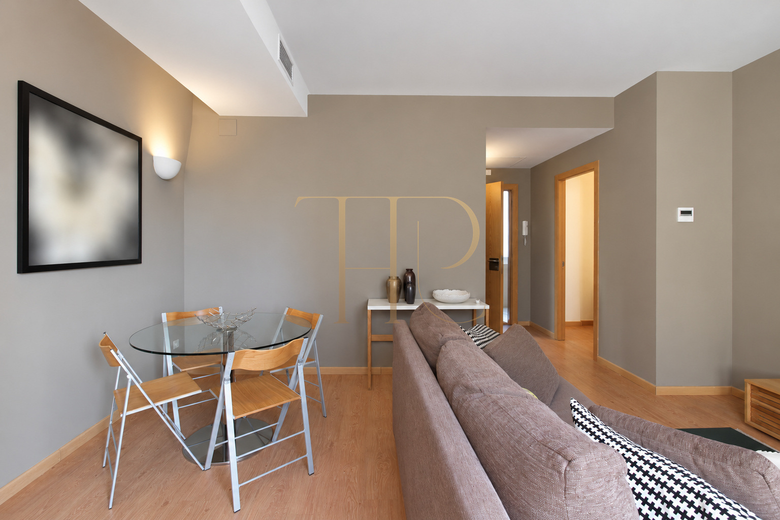 Furnished two-bedroom penthouse on Passeig de Gràcia