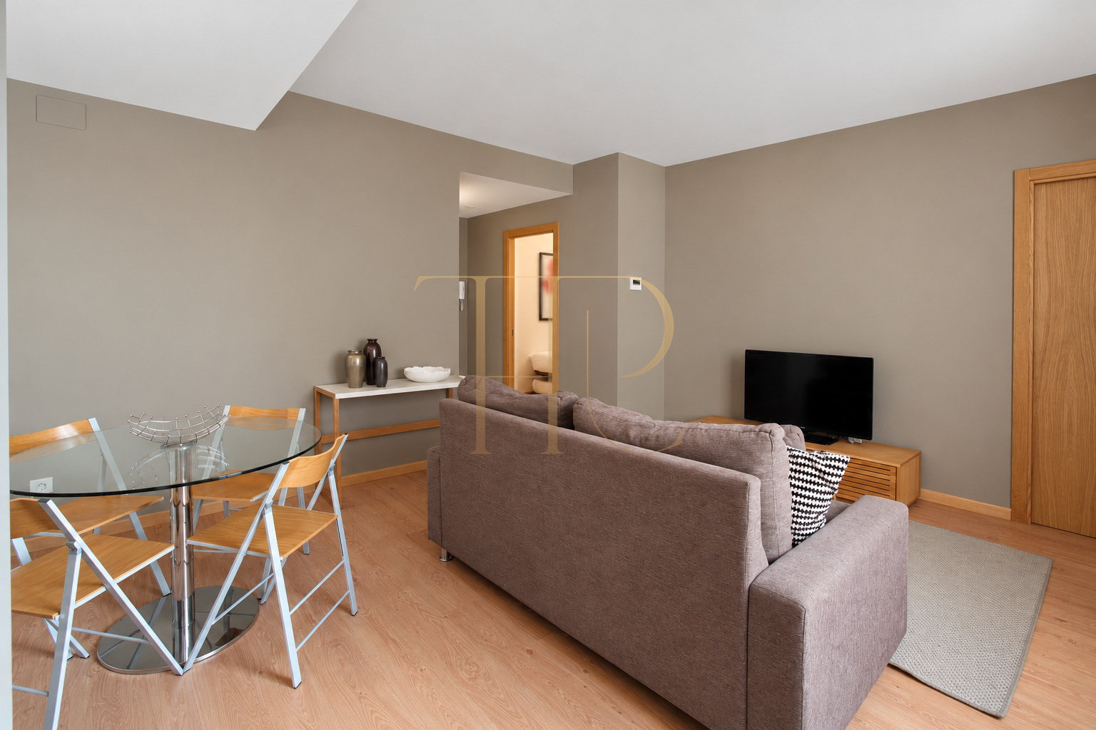 Furnished two-bedroom penthouse on Passeig de Gràcia