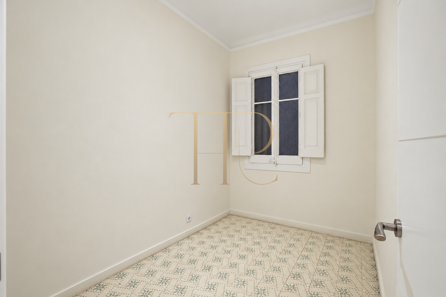 Sold renovated apartment with balconies in Barcelona’s Eixample