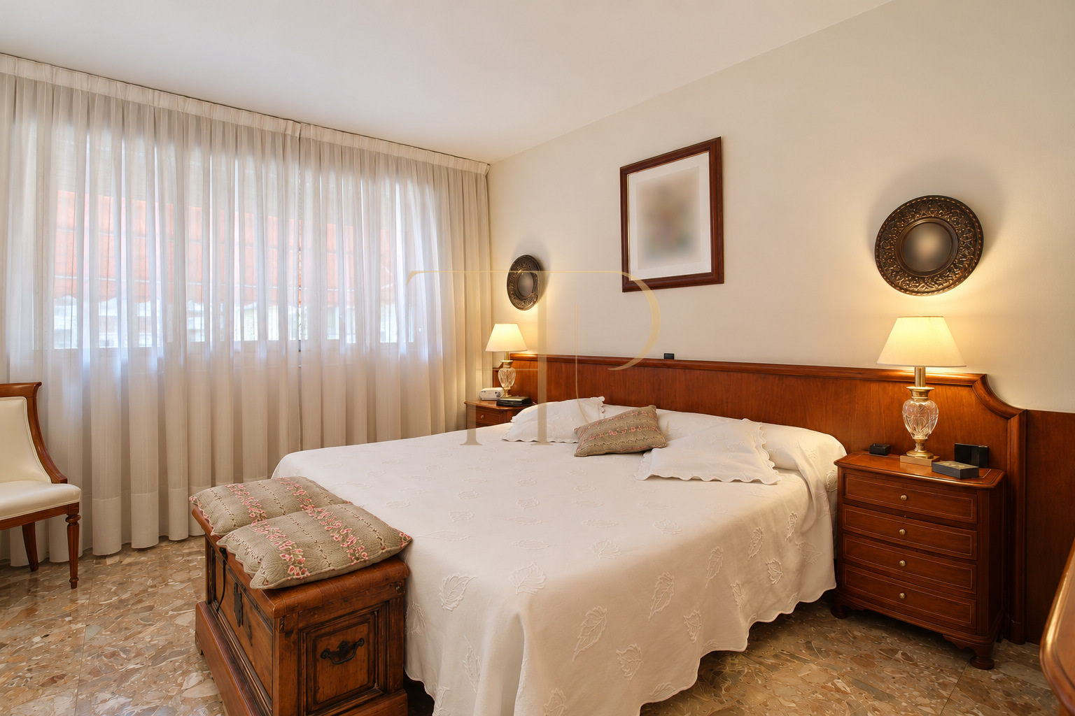 Apartment with terrace and communal pool in Les Corts